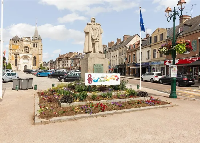 Og City, Hotel Acadine Le Neubourg