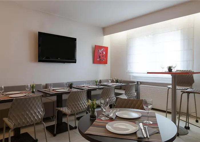 Og City Hotel Dau Ly Lyon Est