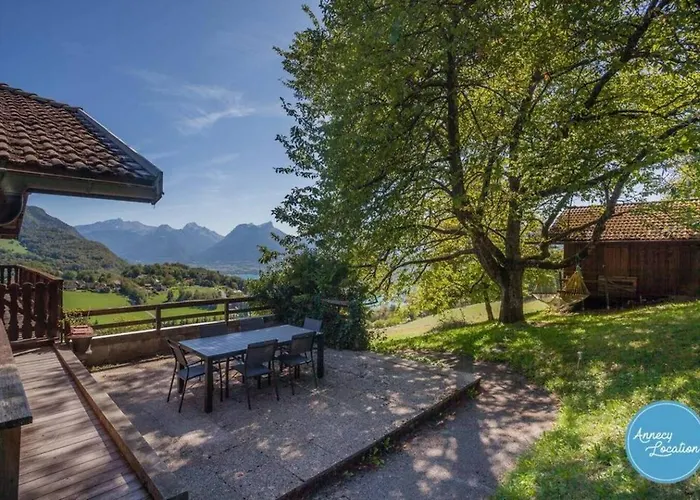Bergerie Loft Apartment With Panoramic Lake