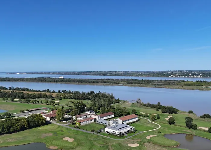 Relais De Margaux - Hotel, Golf & Spa
