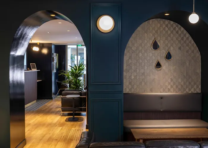 Best Western Plus Bretagne Montparnasse París