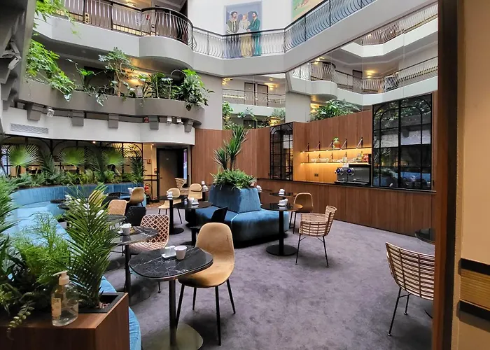 Hotel Paris Neuilly