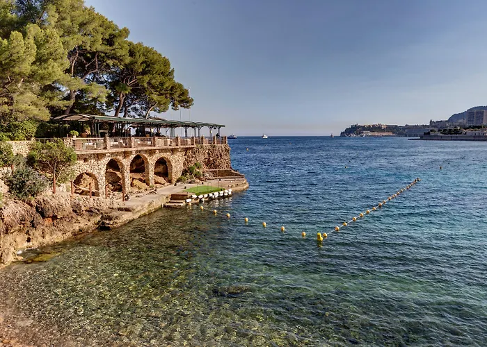 Monte-Carlo Beach