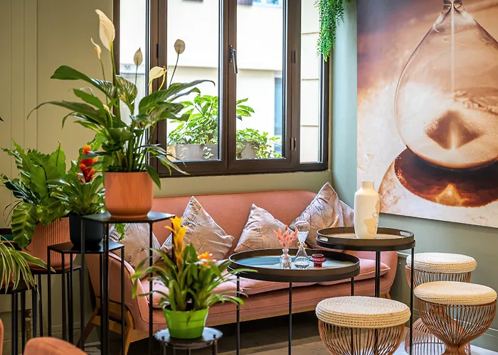 Hotel Ariane Montparnasse By Patrick Hayat Parigi