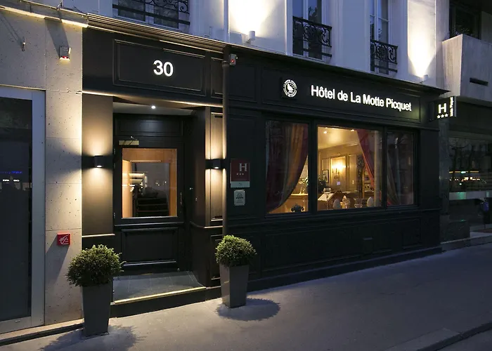 Hotel De La Motte Picquet