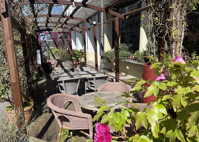 Logis Hotels Le Saint Georges Vendome