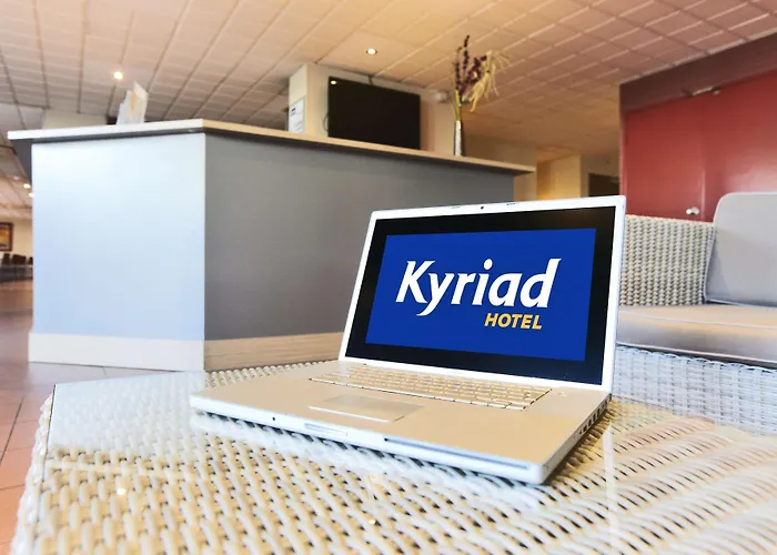 Kyriad Toulon Est Hyeres La Garde