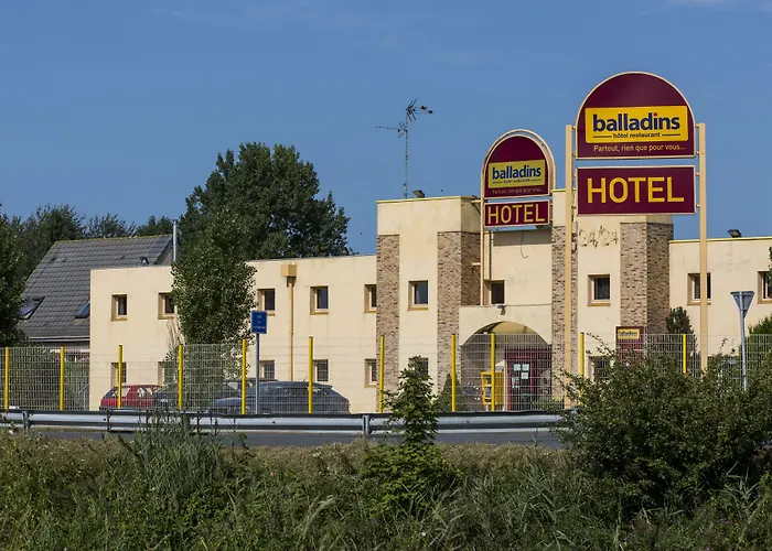 Hotel & Residence Calais Car Ferry