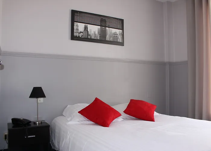 Brit Hotel Limoges Centre Gare - ex hôtel Jeanne d'Arc