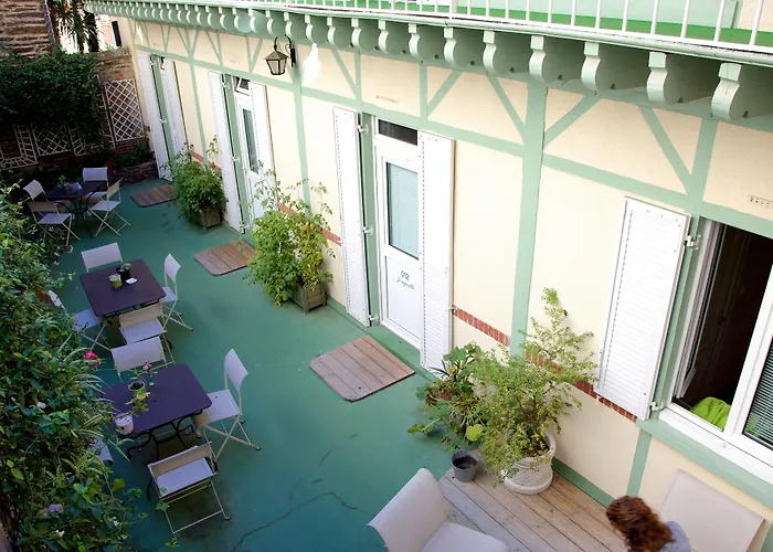Garden Hotel Rennes Centre Gare