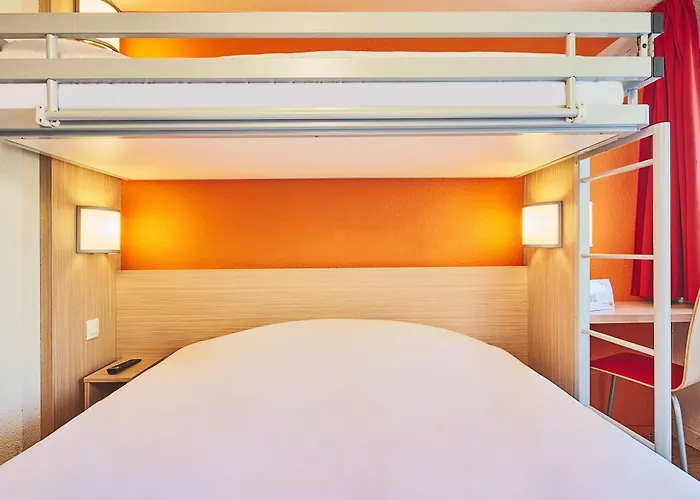 Hôtel Première Classe Melun Sénart - Vert Saint Dennis