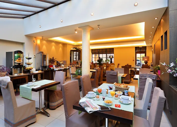 The Originals Boutique, Hostellerie des Trois Pigeons, Paray-le-Monial (Inter-Hotel)