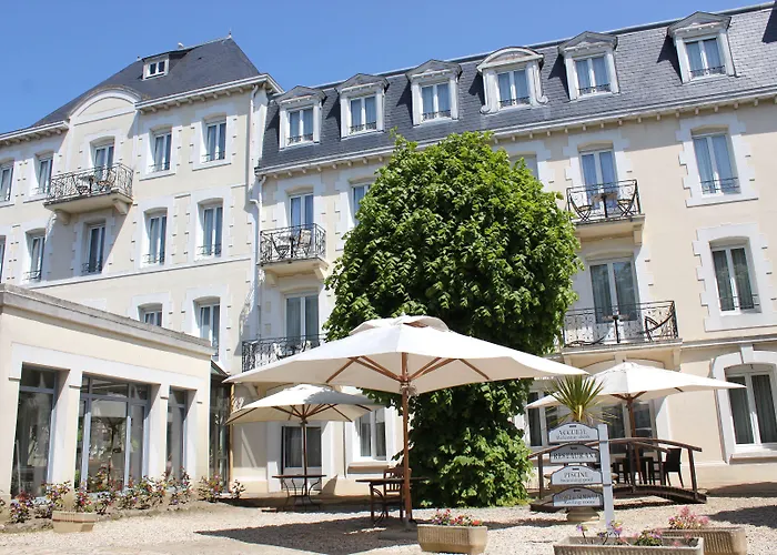 Grand Hotel De Courtoisville