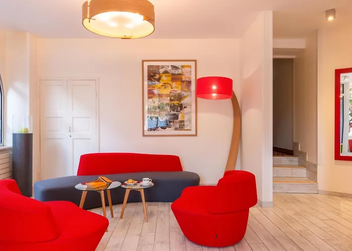 Hotel De Perros, The Originals Boutique