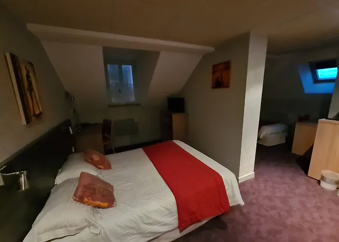 HOSTELLERIE du CANTAL