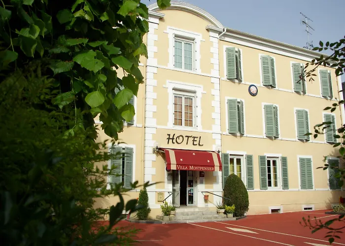The Originals Boutique, Villa Montpensier, Pau (Inter-Hotel)