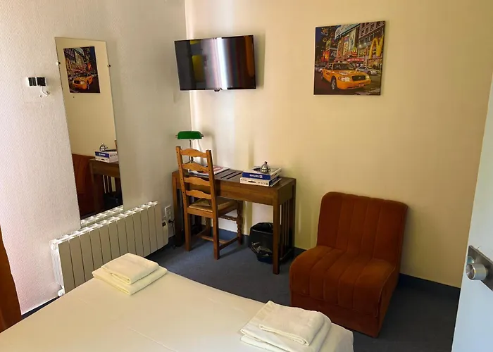 Hotel Couleurs Sud avec ascenseur et restaurant Centre ville-Gare Charleville-Mézières