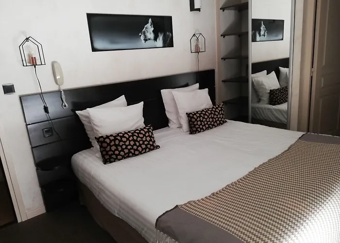 Logis Hotel Synaya