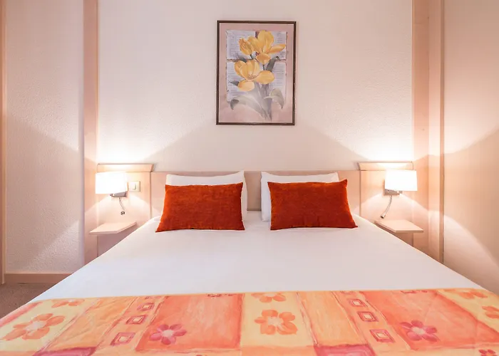 Logis Hôtel Le Bois Dormant-Hôtel Restaurant&Spa