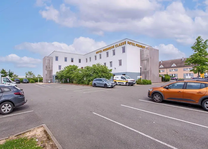 Première Classe Chartres Sud - Barjouville