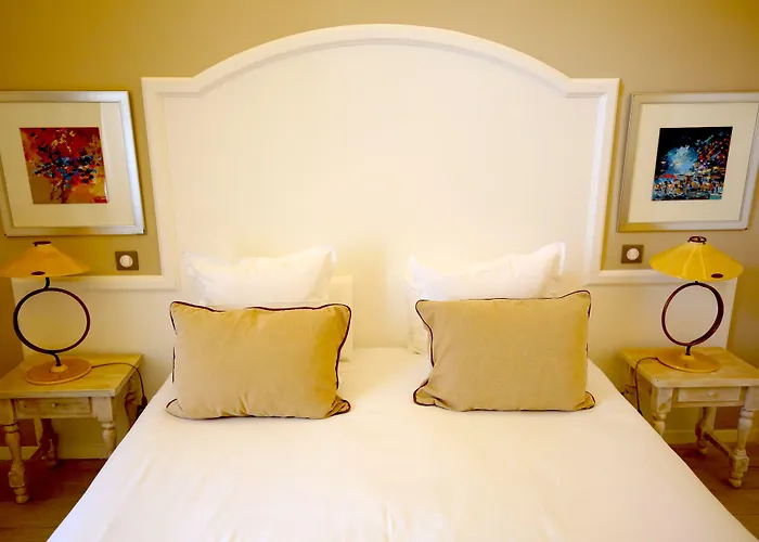 Hotel Royal Bon Repos