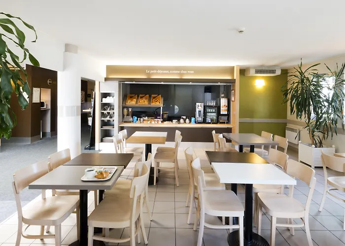 B&B HOTEL Nantes Rezé St Sébastien