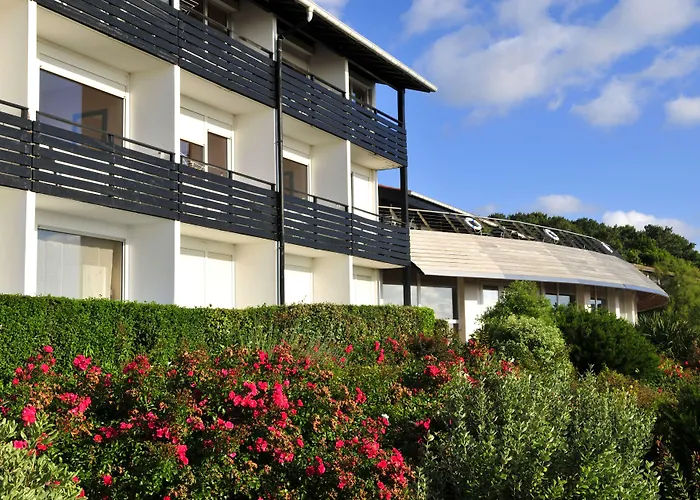 Azureva Club Anglet Hotel