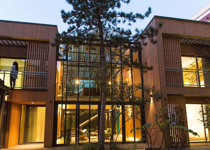 Eden Lodge Parijs