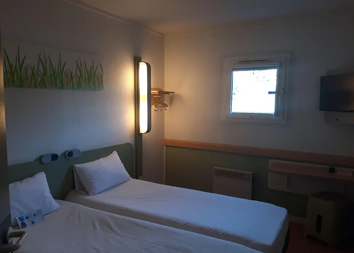 ibis budget Versailles Chateau Saint cyr l'Ecole