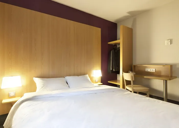 B&B HOTEL Maubeuge-Louvroil