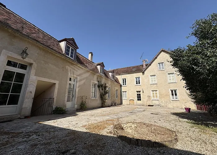 Logis Hostellerie des Clos