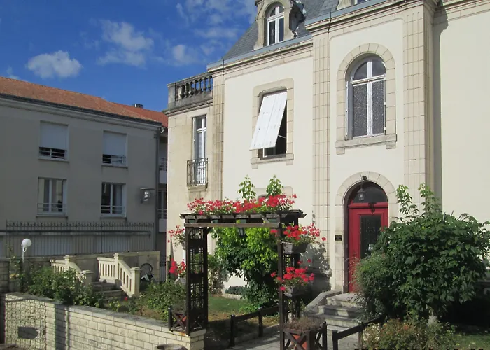 Logis Hôtel Beauséjour