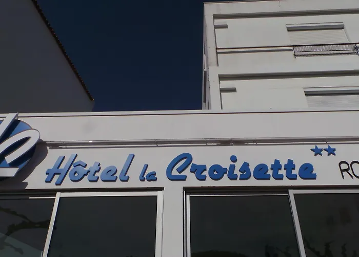 Hotel La Croisette & Restaurant Bistrot Gantier En Centre Ville Royan