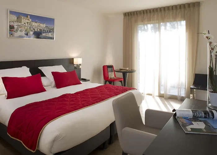 Hotel Corniche Du Liouquet