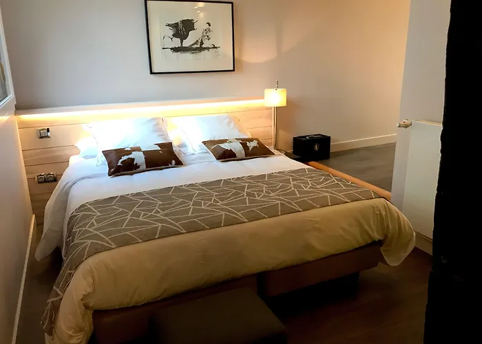 LOGIS Hotel-Restaurant Le Relais d'Aligre