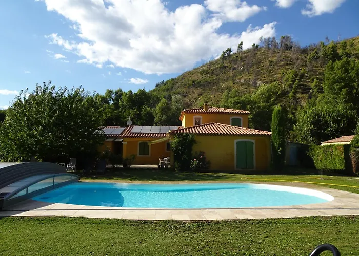 Villa Mistral