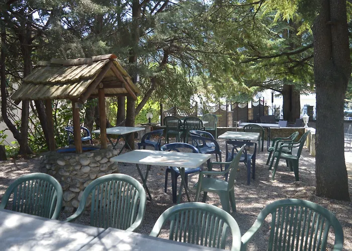 La Petite Auberge