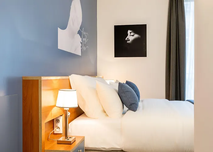 Villa Eiffel Mademoiselle Parigi