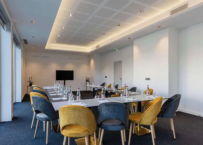 Brit Hotel Privilège Paris Rosny-sous-Bois