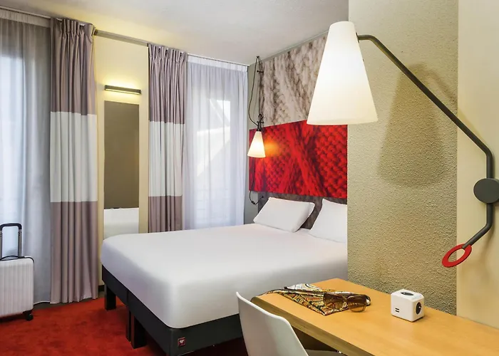 ibis Clichy Centre Mairie