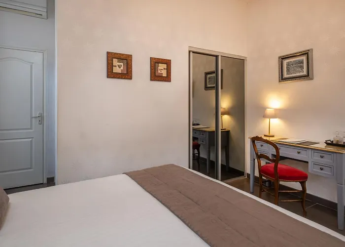 Hotel Le Pavillon Des Lys - Amboise Centre