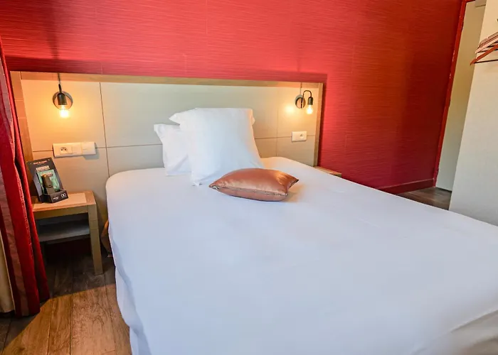 Le Relais de Vellinus - Contact Hôtels