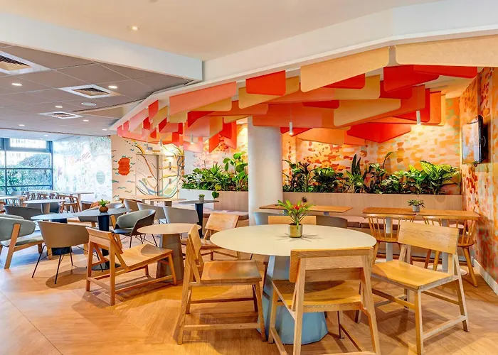 B&B Home Rueil-Malmaison Gare