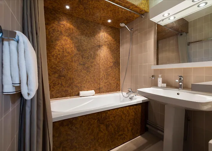 Crystal Hotel