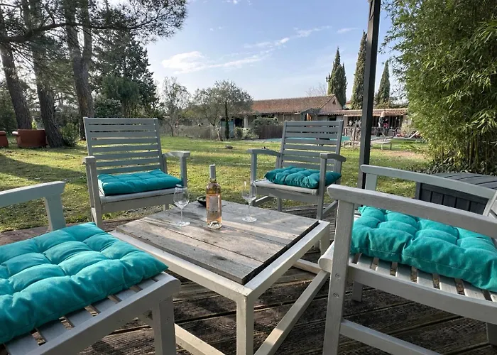 Bed and Breakfast Mas La Provence LʼIsle-sur-la-Sorgue