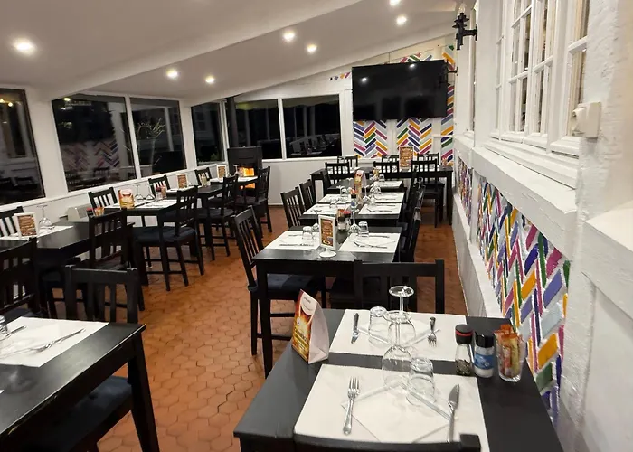 Logis - Hotel Restaurant La Mire