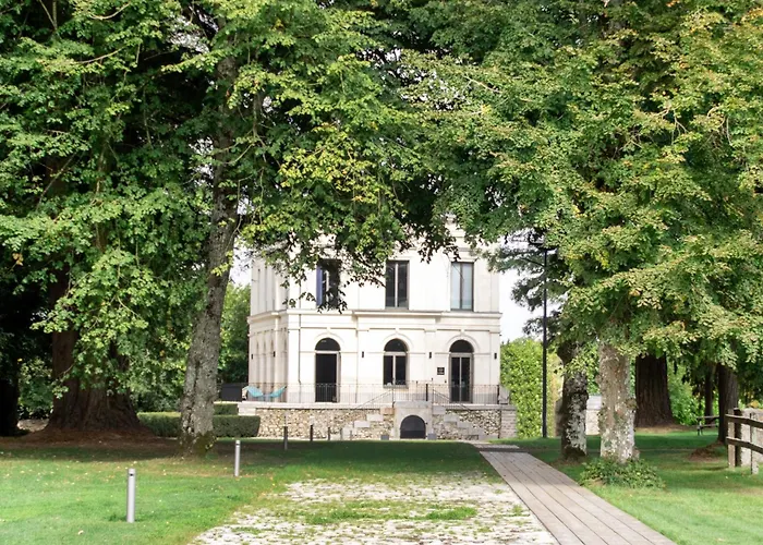 Hôtel le Corbusson