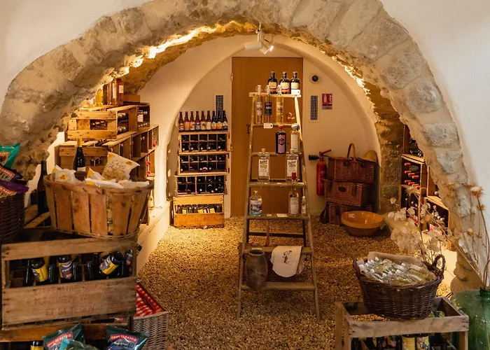 Le Moulin, Lourmarin, A Beaumier Hotel