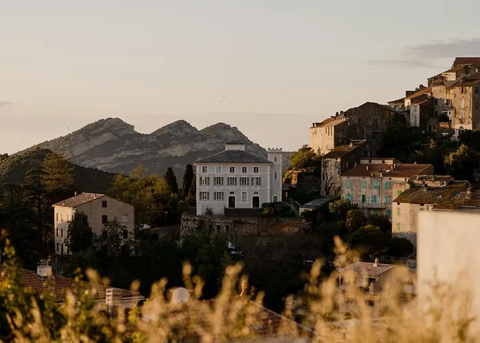 Boutique Hotel NOAE by Emerald Stay