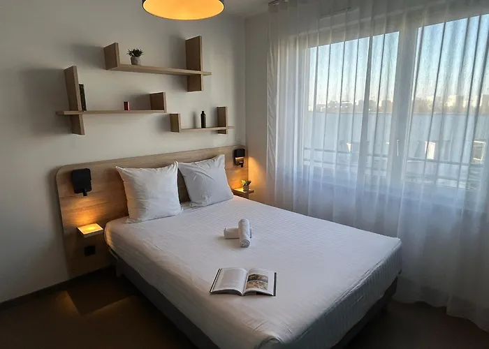 Nemea Appart Hotel Elypseo Strasbourg Port